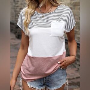 🏵️2/$14🏵️ Oversized pocket tee